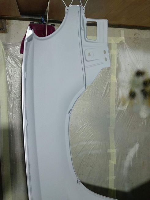 Fender primed and coated with anticorrosive - inside view from above