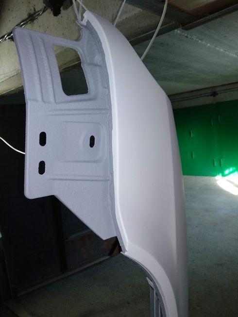 Fender primed and coated with anticorrosive - outside front view
