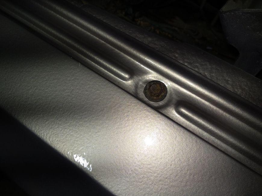 Old wing bolts - top