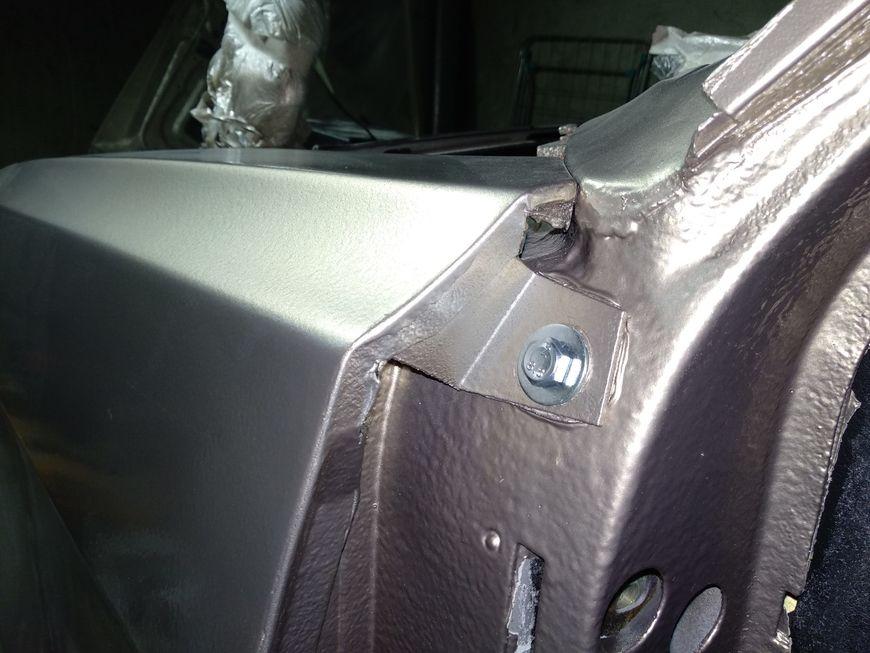 New fender mounting bolts - near the door