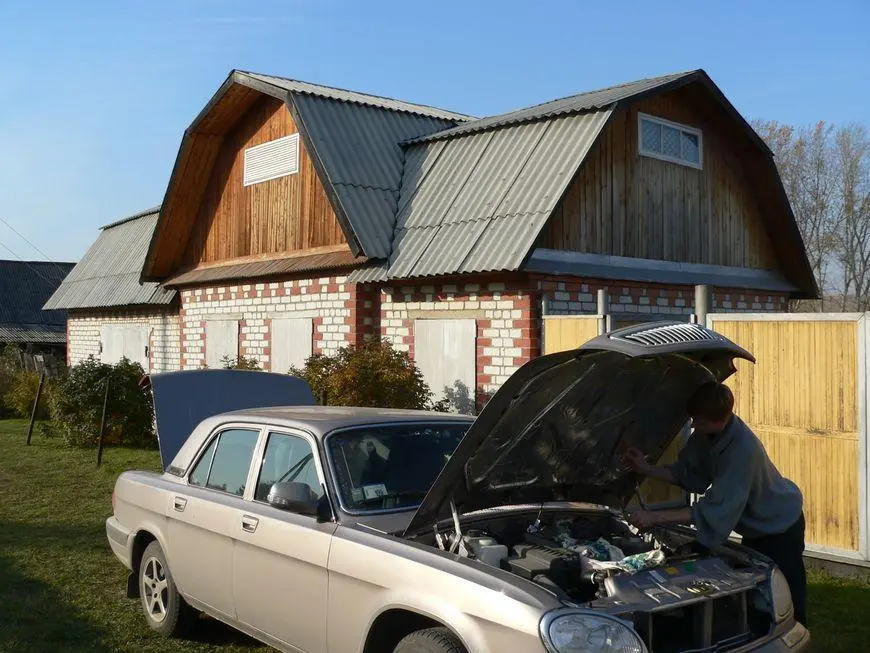 Installing the oil dipstick
