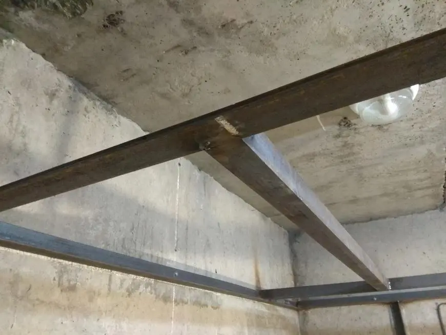 Garage building process