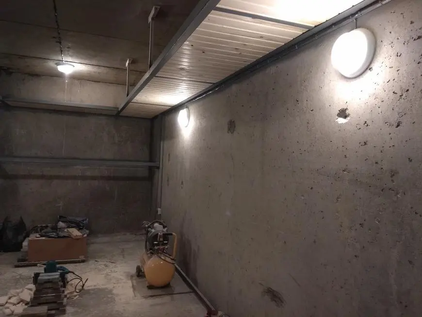 Garage building process