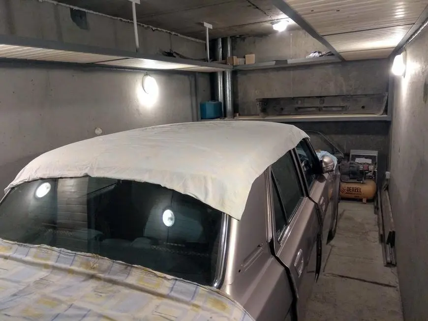 Garage building process