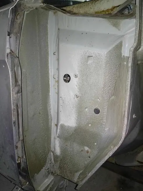 Body condition after cleaning from dirt and rust