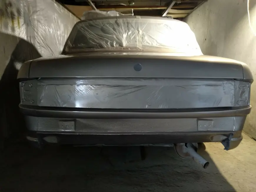 The result of painting the car body Volga