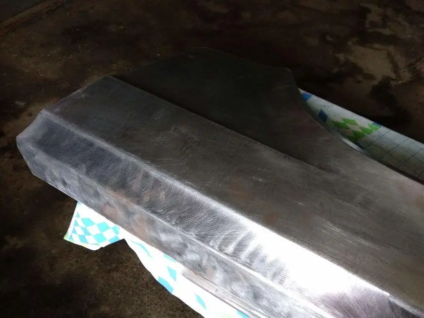The outer middle and rear of the wing after stripping