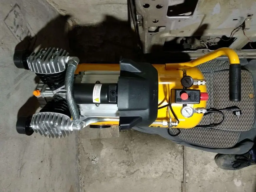 Top view of the compressor